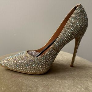 Never Worn Elisabeth Tang Rhinestone Stiletto Heels